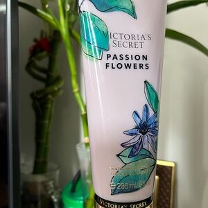 Victoria's Secret Passion Flowers Lotion